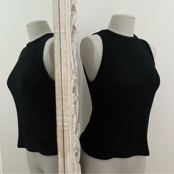 FREE WITH BUNDLE - Ribbed Cami - Picture 3 of 5